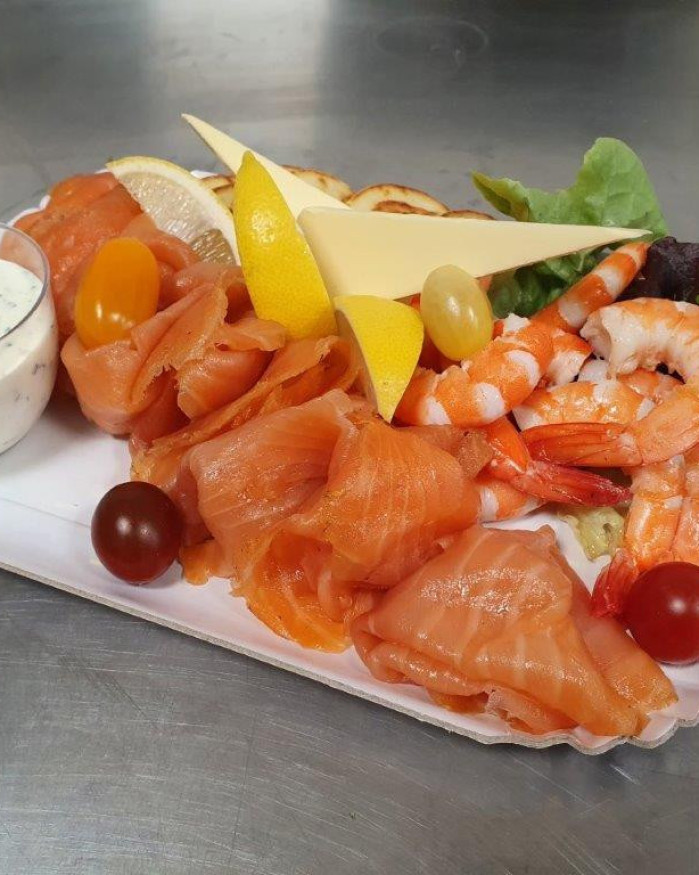 Bloc : Saumon fumé par nos soins tranché par poche de 300gr